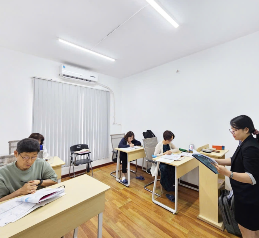 ELEMENTARY VIETNAMESE 1